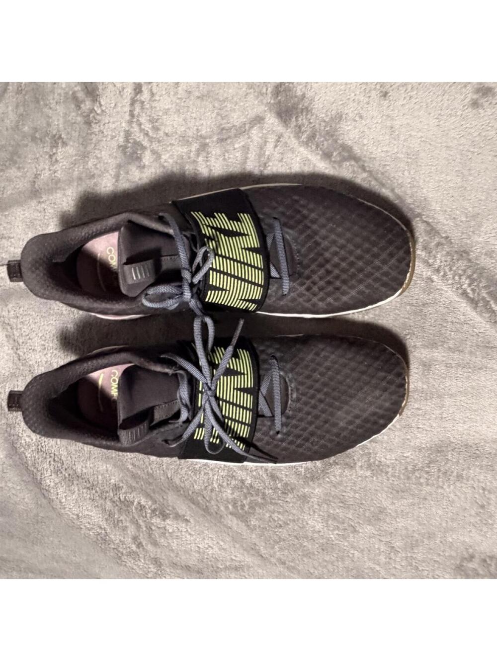 Nike Women's Black and Multi Trainer